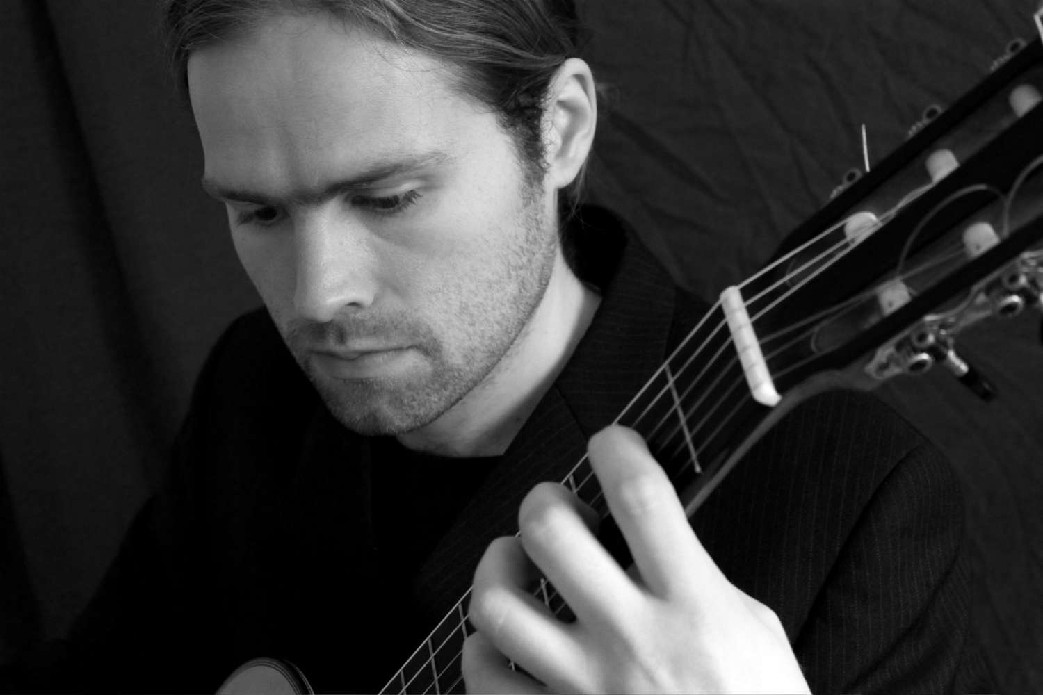 Stephen B | Classical Guitarist Cardiff | Function Central