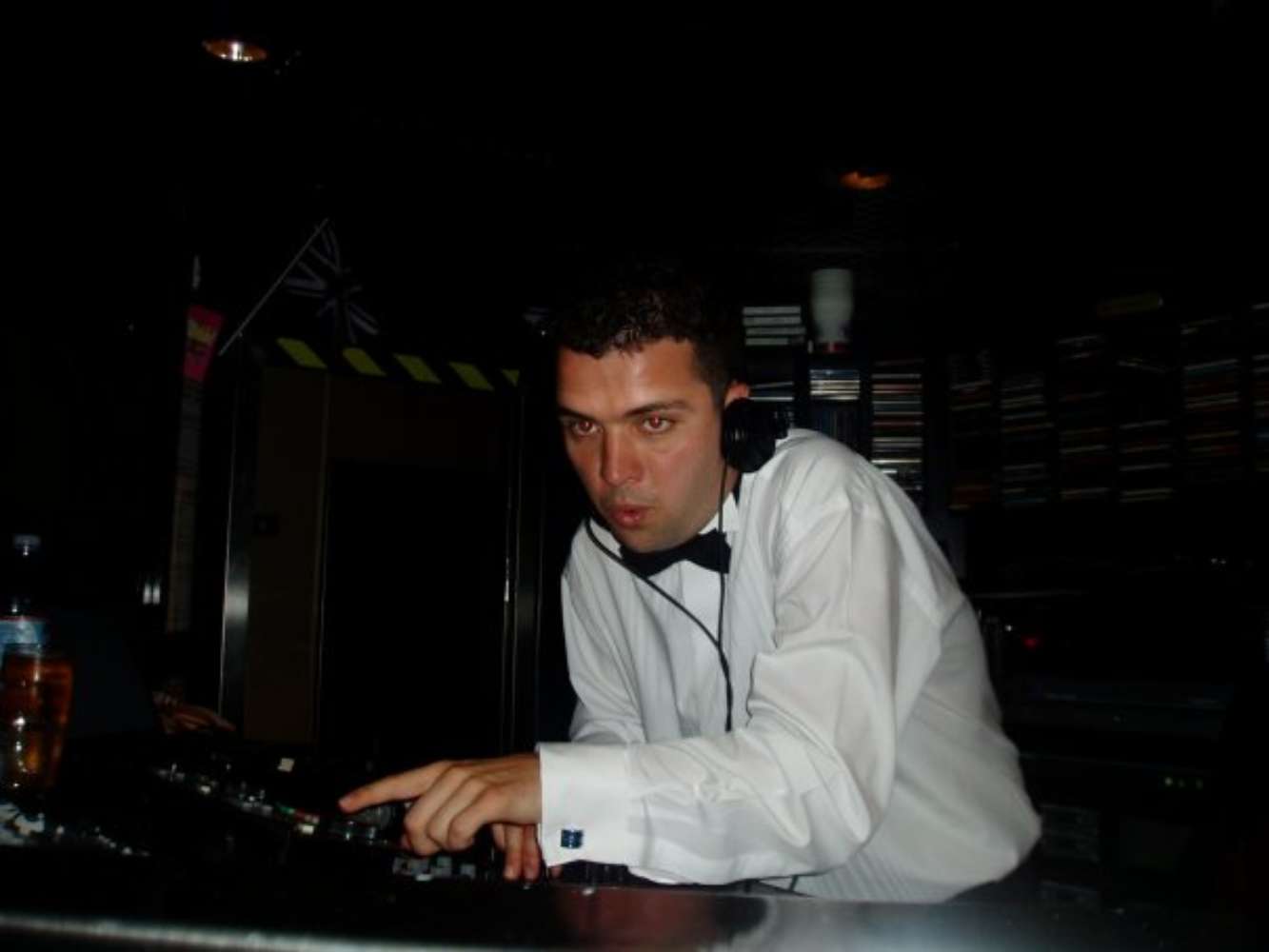 DJ Tom | Wedding & Party DJ Southampton | Function Central