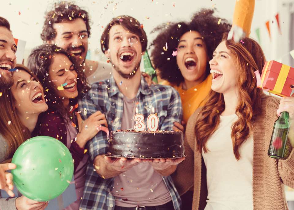 Your Guide to Planning a 30th Birthday Party: 20 Fun Ideas