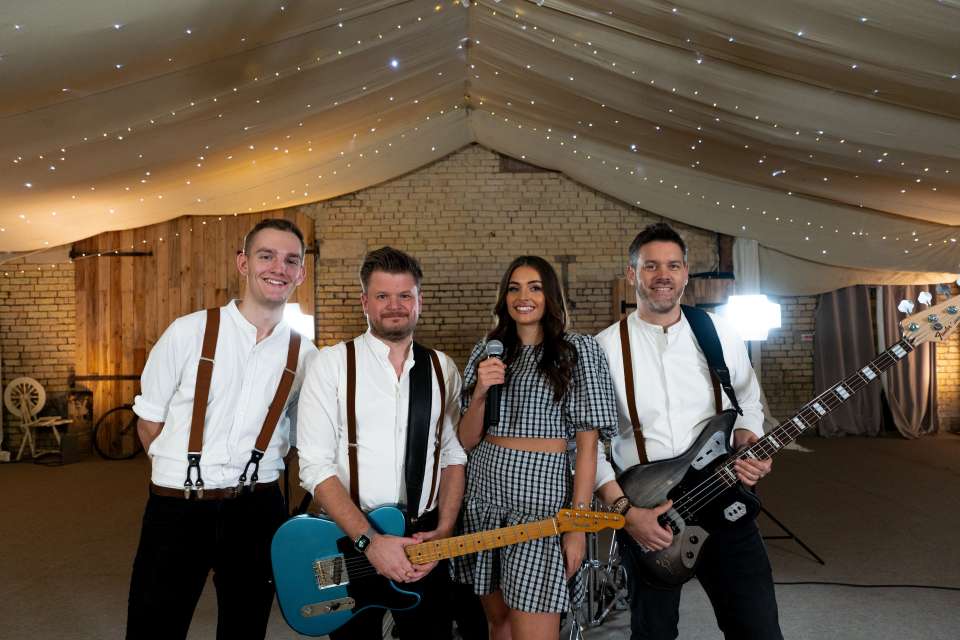 Castle Lights | Lincolnshire Pop and Rock Band For Hire 6