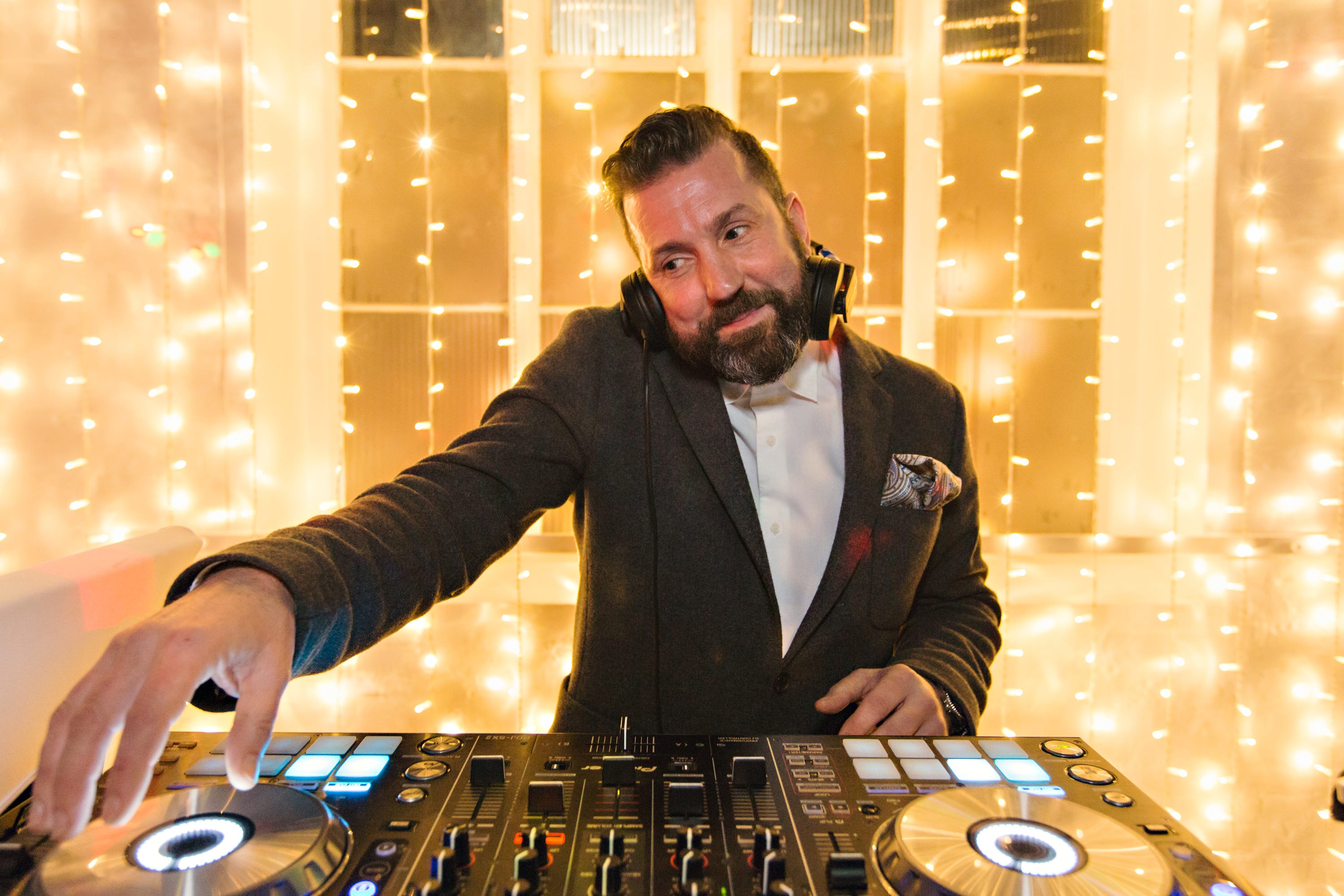 DJ Dean C | Wedding & Party DJ London | Function Central